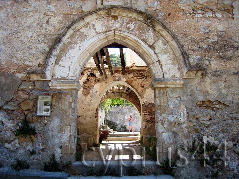 Sourp Magar Monastery Arch